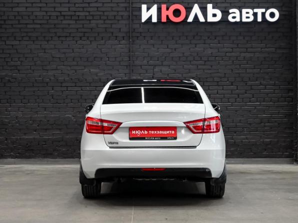Lada (ВАЗ) Vesta I с пробегом 2022 года, цена 1 060 000 рублей, 119107 км, седан, Автокод Объявления