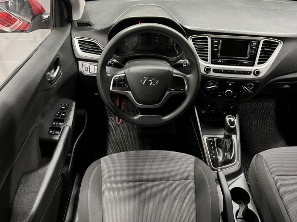 Hyundai Solaris II с пробегом 2019 года, цена 1 345 000 рублей, 90863 км, седан, Автокод Объявления