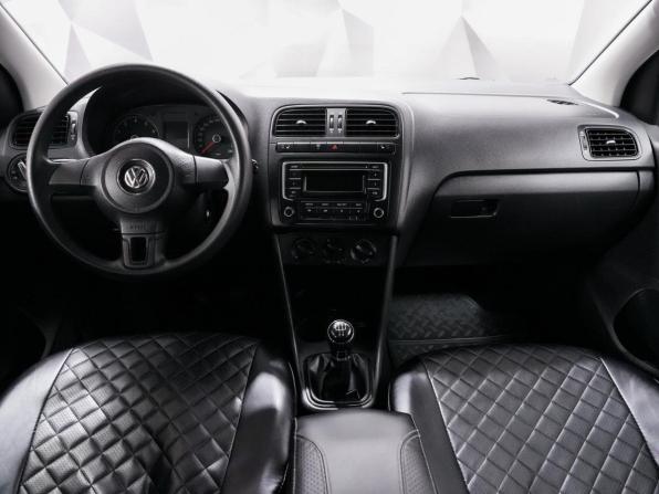 Volkswagen Polo V с пробегом 2011 года, цена 644 000 рублей, 256000 км, седан, Автокод Объявления