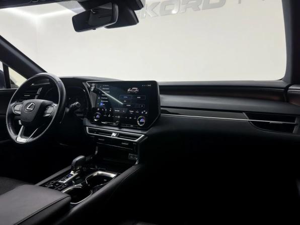 Lexus RX V с пробегом 2023 года, цена 10 100 000 рублей, 46164 км, внедорожник, Автокод Объявления