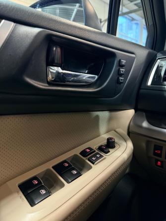 Subaru Outback V с пробегом 2017 года, цена 2 199 000 рублей, 202145 км, универсал, Автокод Объявления