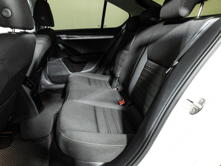 Skoda Octavia III (A7) Рестайлинг Санкт-Петербург  - изображение 11