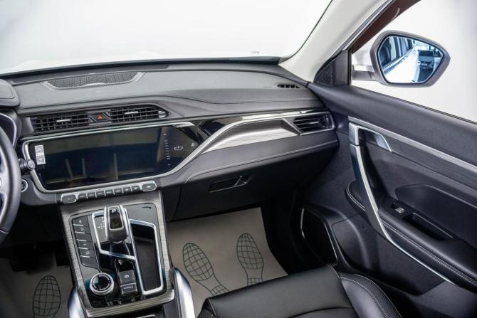 Geely Atlas Pro с пробегом 2024 года, цена 2 449 000 рублей, 50600 км, внедорожник, Автокод Объявления