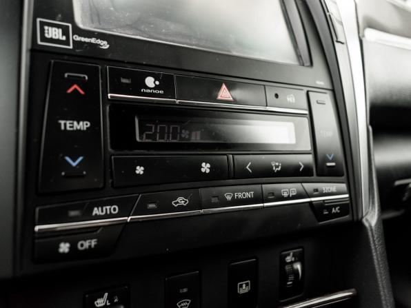 Toyota Camry VII (XV50) Рестайлинг 2 с пробегом 2017 года, цена 2 860 000 рублей, 97951 км, седан, Автокод Объявления