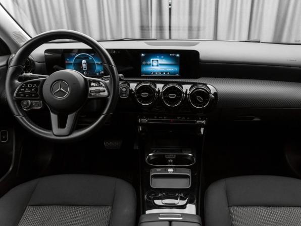Mercedes-Benz A-Класс IV (W177) с пробегом 2019 года, цена 2 490 000 рублей, 77014 км, седан, Автокод Объявления