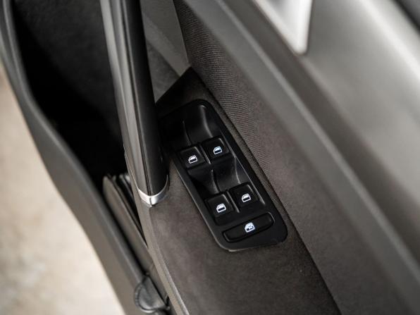 Volkswagen Golf VII с пробегом 2013 года, цена 950 000 рублей, 167480 км, универсал, Автокод Объявления