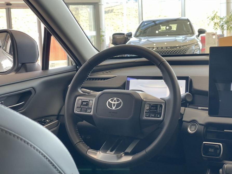 Toyota RAV4 VI (XA60) Калининград  - изображение 12
