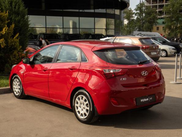 Hyundai i30 II с пробегом 2013 года, цена 968 000 рублей, 176555 км, хэтчбек, Автокод Объявления