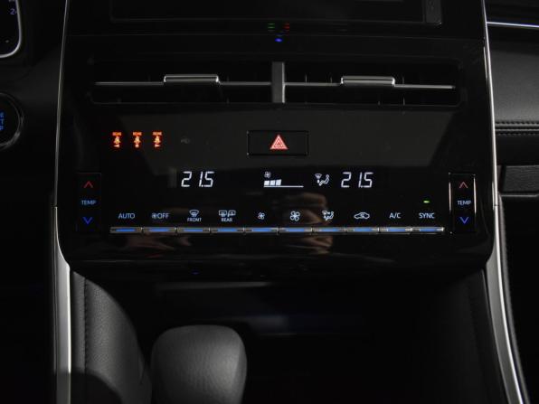 Toyota Avalon V с пробегом 2022 года, цена 3 090 000 рублей, 16286 км, седан, Автокод Объявления