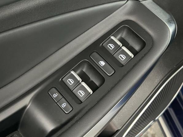 Omoda S5 с пробегом 2023 года, цена 2 150 000 рублей, 409 км, седан, Автокод Объявления