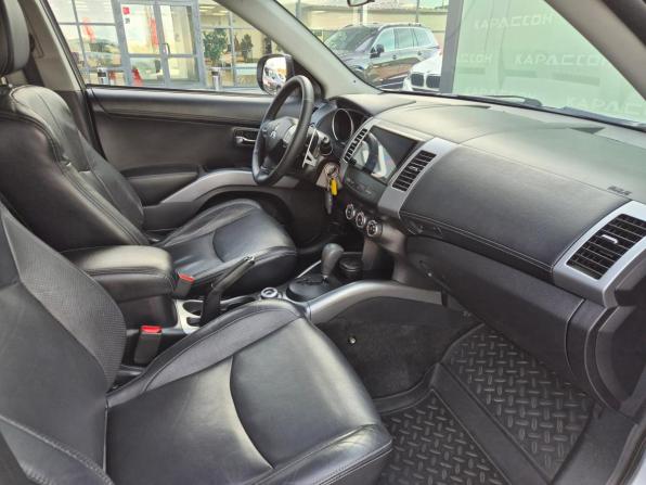 Mitsubishi Outlander II Рестайлинг с пробегом 2011 года, цена 1 119 000 рублей, 150497 км, внедорожник, Автокод Объявления