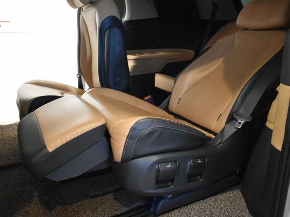 Kia Carnival IV с пробегом 2022 года, цена 3 129 000 рублей, 140931 км, минивэн, Автокод Объявления