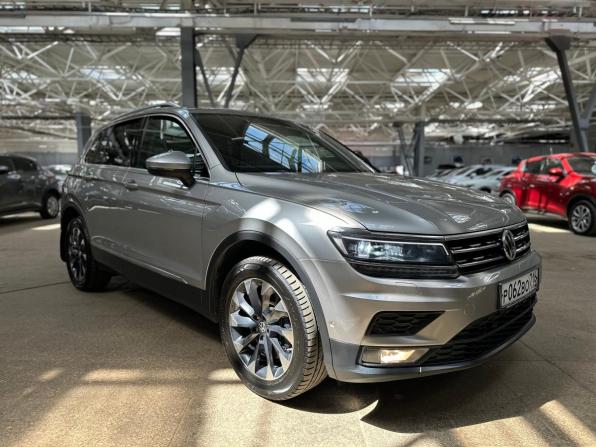 Volkswagen Tiguan II с пробегом 2018 года, цена 2 690 000 рублей, 129949 км, внедорожник, Автокод Объявления