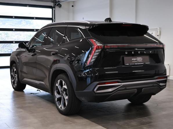 Geely Atlas II с пробегом 2023 года, цена 2 550 000 рублей, 41851 км, внедорожник, Автокод Объявления
