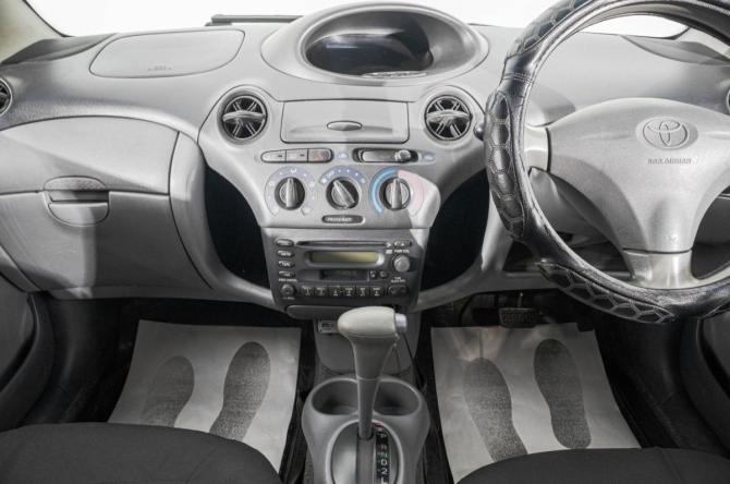Toyota Vitz I (P10) с пробегом 2000 года, цена 379 000 рублей, 254000 км, хэтчбек, Автокод Объявления