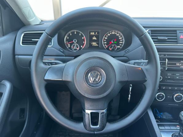 Volkswagen Jetta VI с пробегом 2014 года, цена 1 145 000 рублей, 245000 км, седан, Автокод Объявления