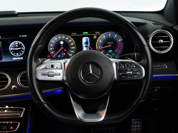 Mercedes-Benz E-Класс V (W213 S213 C238) с пробегом 2019 года, цена 3 099 050 рублей, 42320 км, седан, Автокод Объявления
