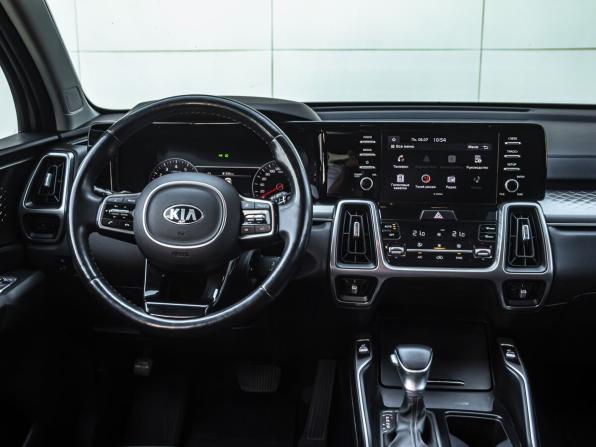 Kia Sorento IV с пробегом 2021 года, цена 3 300 000 рублей, 92040 км, внедорожник, Автокод Объявления
