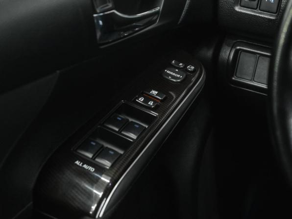 Toyota Camry VII (XV50) Рестайлинг с пробегом 2017 года, цена 1 799 000 рублей, 237756 км, седан, Автокод Объявления