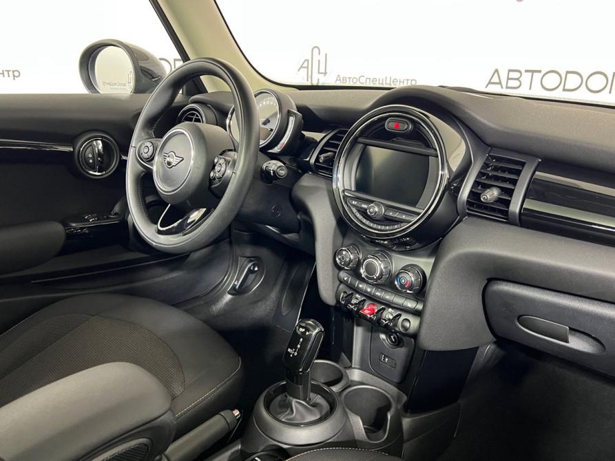 Mini Hatch III (F55/F56) Рестайлинг Москва  - изображение 12