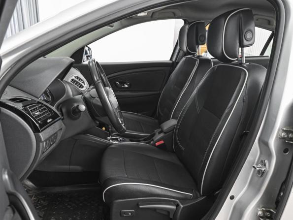 Renault Fluence I Рестайлинг с пробегом 2013 года, цена 909 000 рублей, 187400 км, седан, Автокод Объявления