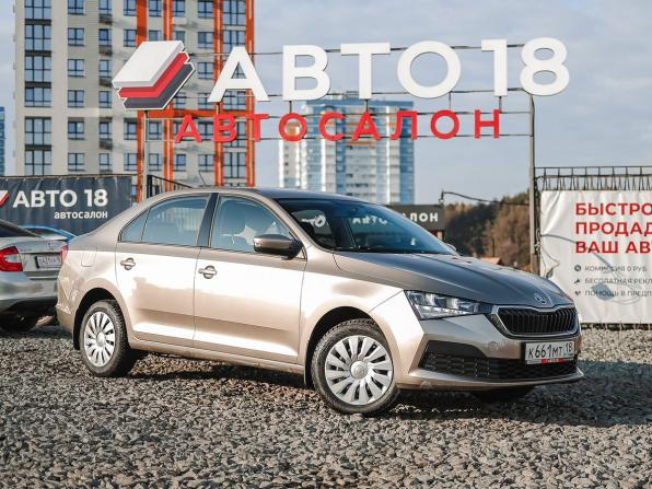 Skoda Rapid II с пробегом 2021 года, цена 1 669 000 рублей, 51137 км, лифтбек, Автокод Объявления