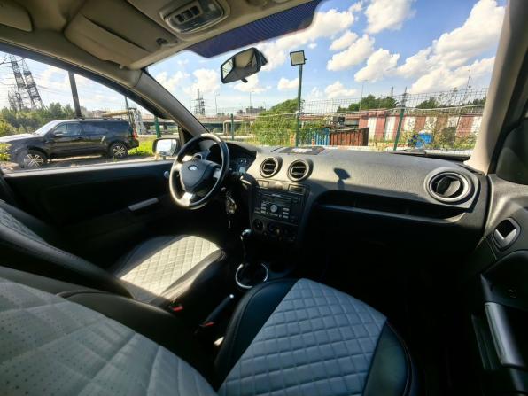 Ford Fusion I Рестайлинг с пробегом 2008 года, цена 329 000 рублей, 240899 км, хэтчбек, Автокод Объявления