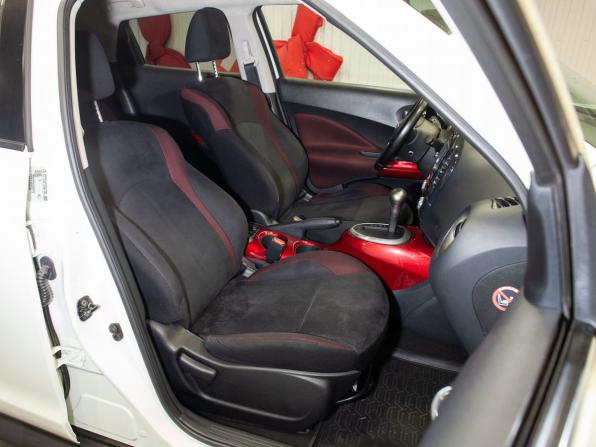 Nissan Juke I с пробегом 2012 года, цена 1 070 000 рублей, 151067 км, внедорожник, Автокод Объявления