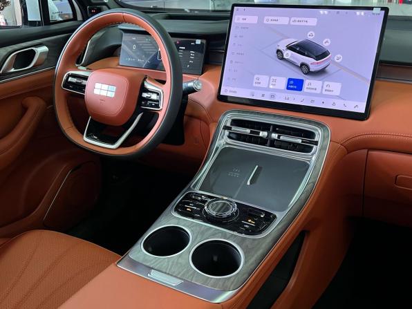 Geely Galaxy Starship 7 с пробегом 2026 года, цена 4 049 000 рублей, 5 км, внедорожник, Автокод Объявления