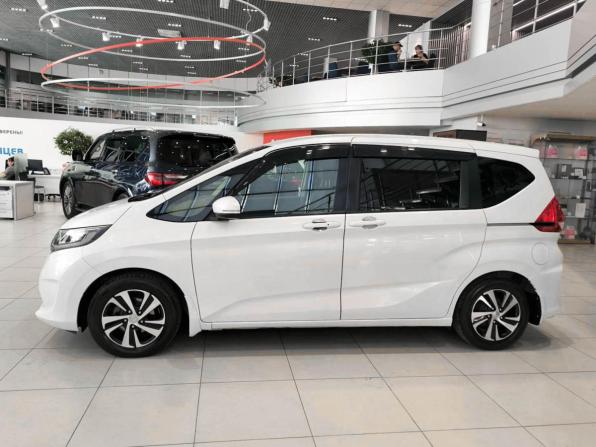 Honda Freed II с пробегом 2019 года, цена 1 450 000 рублей, 217061 км, компактвэн, Автокод Объявления