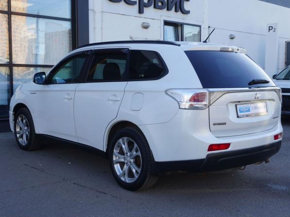Mitsubishi Outlander III с пробегом 2013 года, цена 1 400 000 рублей, 144000 км, внедорожник, Автокод Объявления