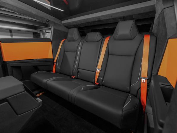 Tesla Cybertruck с пробегом 2024 года, цена 20 500 000 рублей, 2182 км, пикап, Автокод Объявления