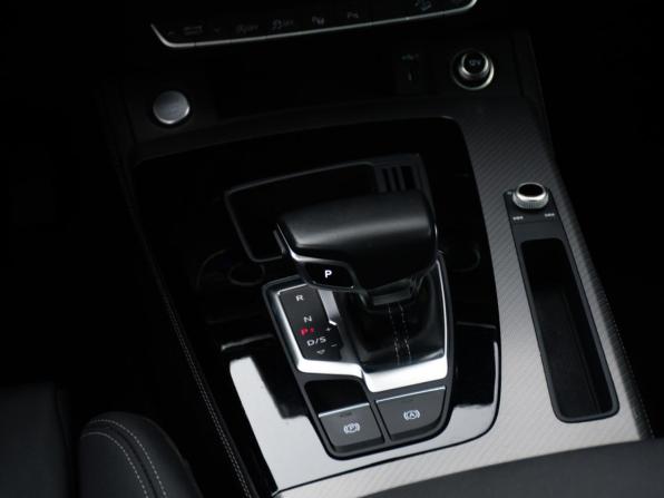 Audi Q5 II (FY) Рестайлинг с пробегом 2021 года, цена 4 699 000 рублей, 64000 км, внедорожник, Автокод Объявления