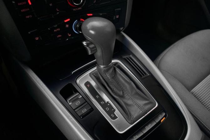 Audi Q5 I (8R) с пробегом 2012 года, цена 1 480 000 рублей, 245678 км, внедорожник, Автокод Объявления