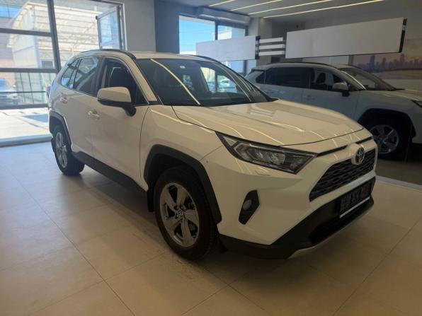 Toyota RAV4 V (XA50) с пробегом 2022 года, цена 3 710 000 рублей, 26867 км, внедорожник, Автокод Объявления