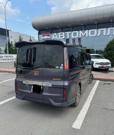Honda Stepwgn V с пробегом 2016 года, цена 1 699 000 рублей, 171123 км, минивэн, Автокод Объявления
