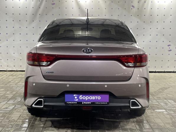 Kia Rio IV Рестайлинг с пробегом 2021 года, цена 1 675 000 рублей, 48106 км, седан, Автокод Объявления