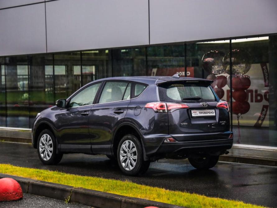 Toyota RAV4 IV (XA40) Рестайлинг Санкт-Петербург  - изображение 8