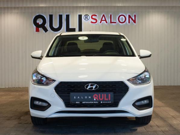 Hyundai Solaris II с пробегом 2018 года, цена 1 245 000 рублей, 181334 км, седан, Автокод Объявления