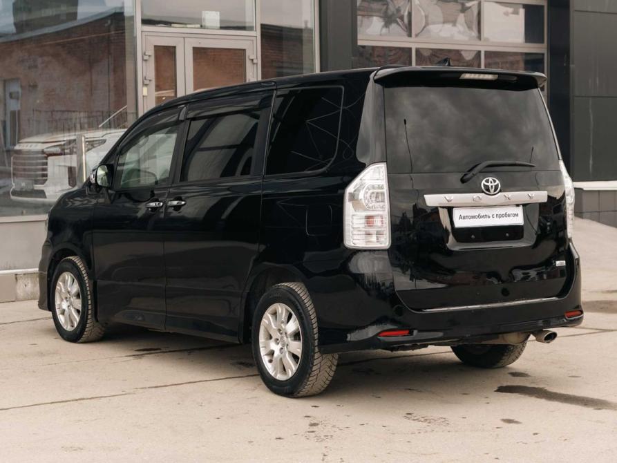 Toyota Voxy II (R70) Рестайлинг Новосибирск  - изображение 7