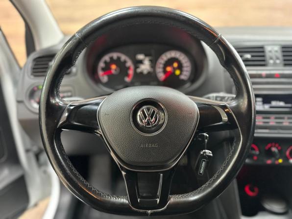 Volkswagen Polo V Рестайлинг с пробегом 2017 года, цена 1 190 000 рублей, 123000 км, седан, Автокод Объявления