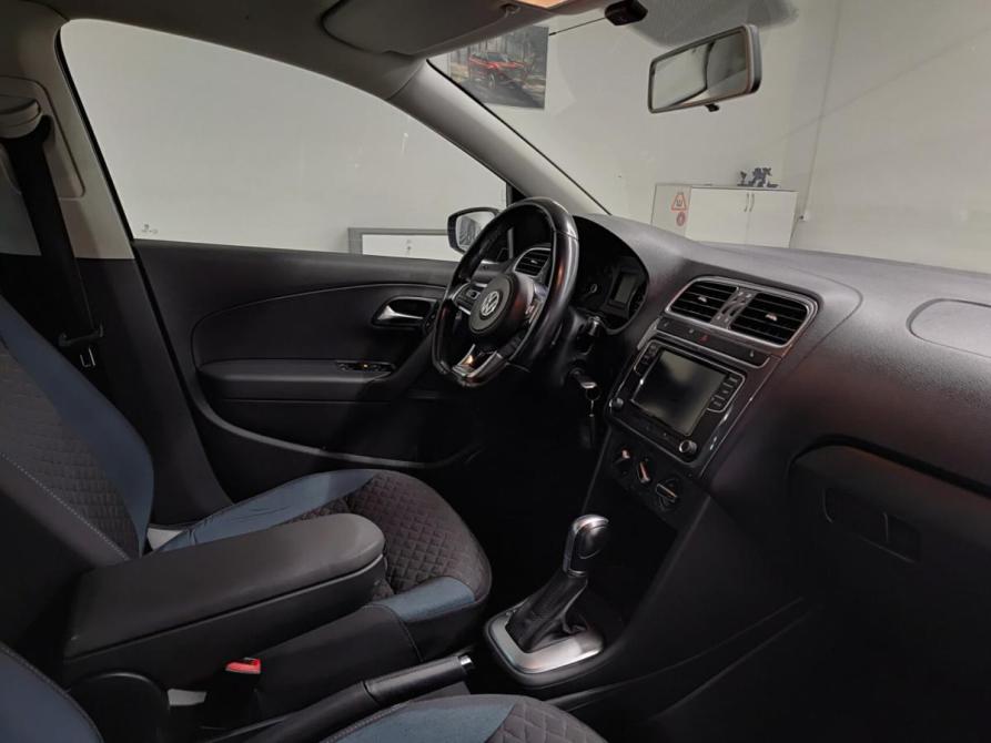 Volkswagen Polo V Рестайлинг Казань  - изображение 13