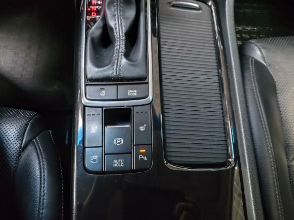 Kia Optima IV Рестайлинг с пробегом 2019 года, цена 1 778 000 рублей, 142577 км, седан, Автокод Объявления