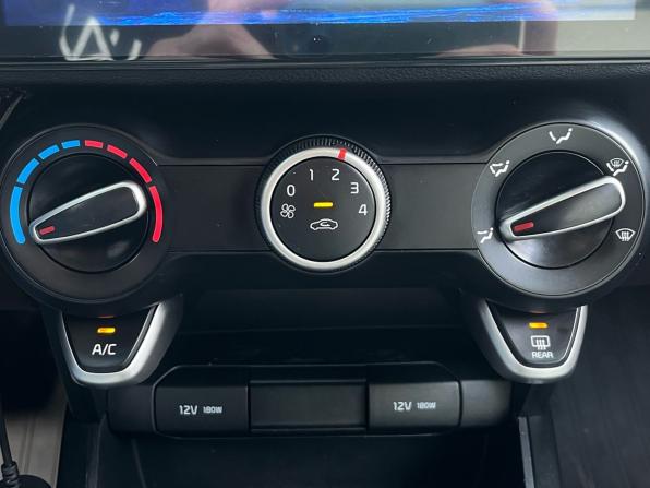 Kia Rio IV с пробегом 2018 года, цена 790 000 рублей, 198160 км, седан, Автокод Объявления