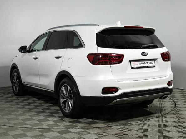 Kia Sorento III Prime Рестайлинг с пробегом 2018 года, цена 1 999 777 рублей, 342242 км, внедорожник, Автокод Объявления