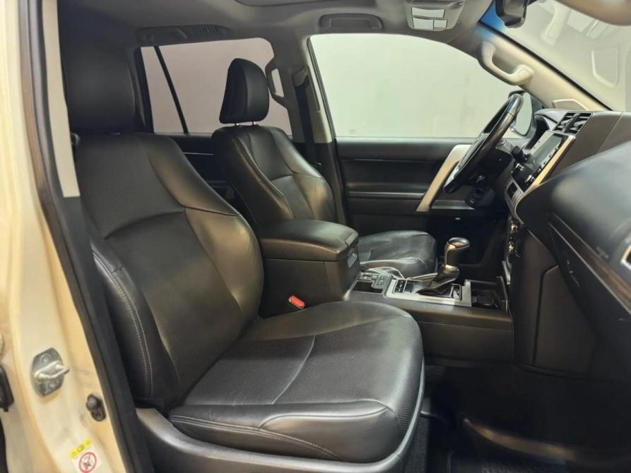 Toyota Land Cruiser Prado 150 Series Рестайлинг 3 Красноярск  - изображение 20
