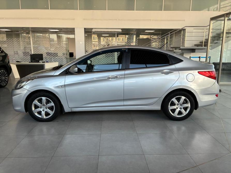 Hyundai Solaris I Новосибирск  - изображение 8