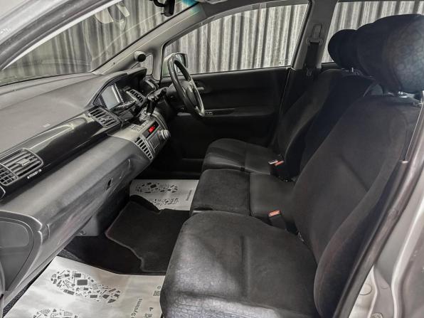Honda Edix с пробегом 2004 года, цена 600 000 рублей, 301000 км, компактвэн, Автокод Объявления