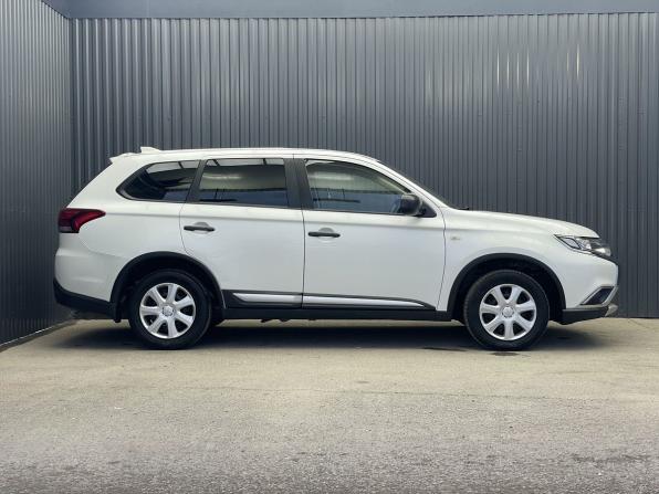 Mitsubishi Outlander III Рестайлинг 2 с пробегом 2017 года, цена 1 447 000 рублей, 270002 км, внедорожник, Автокод Объявления