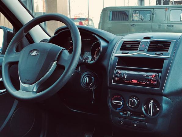 Lada (ВАЗ) Granta I Рестайлинг с пробегом 2023 года, цена 899 000 рублей, 45557 км, лифтбек, Автокод Объявления
